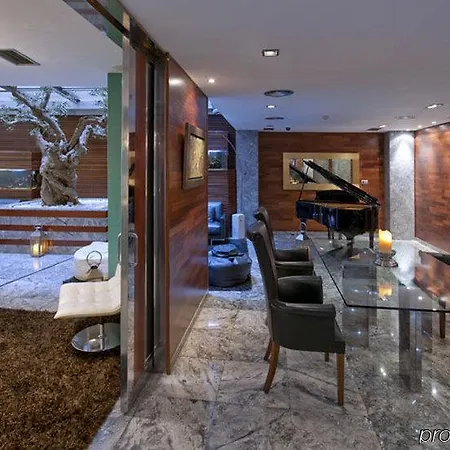 Hotel Sansi