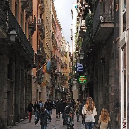 Apartment L'escudellers By The Streets Barcelona