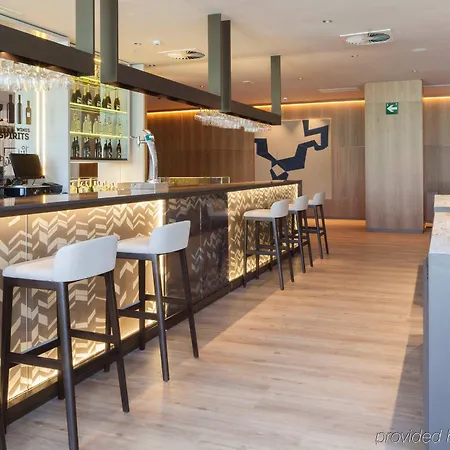 Hotel Ac Diagonal L'illa By Marriott