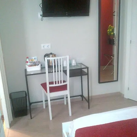 Brustar Gotic-centric Affittacamere 2*