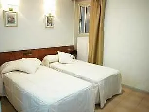 El Call Hotel