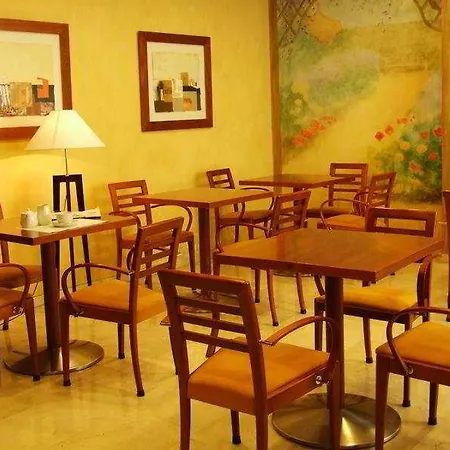 Hotel Aristol - Sagrada Familia 3*