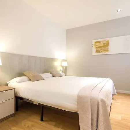 Rent Near Plaza De Cataluña *