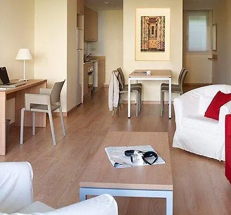 Yays Sagrera Boutique Apartamento Barcelona
