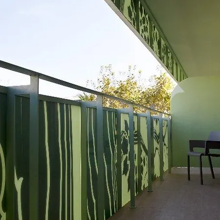Yays Sagrera Boutique Apartamento
