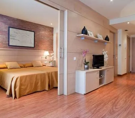 Serennia Cest Arc De Triomf Apartment *