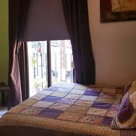 & Cozy Residencia De Estudiantes Pensión Barcelona