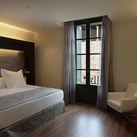 Catalonia Catedral Hotel