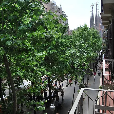 Gaudi Sdb Apartament