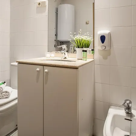 Yays Sagrera Boutique Apartamento Barcelona