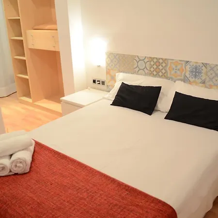 In Poble Sec Apartmán *