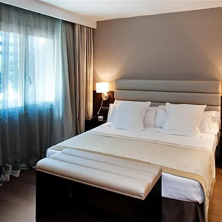 Catalonia Rigoletto Hotel