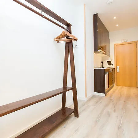Appartamento Ainb Ramblas-colon Barcellona