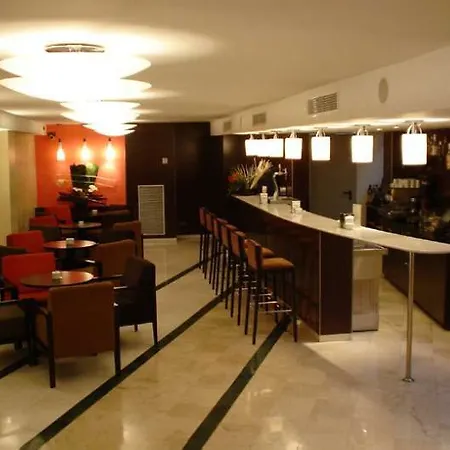 Catalonia Atenas Hotel