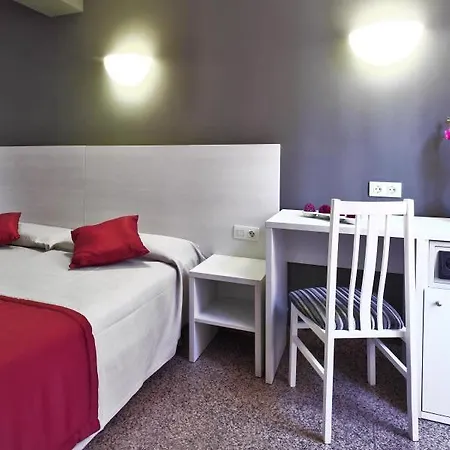 Nuevo Triunfo Hotel 2*