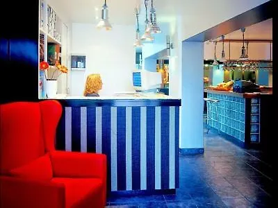 Colors Hotell 2*