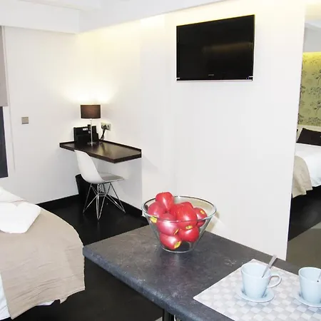 Fifteen Aparthotel