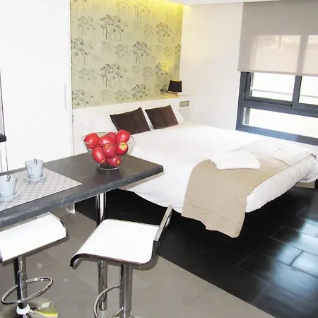 Aparthotel Fifteen 2*