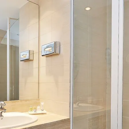 Hotel Nh Les Corts Barcelona