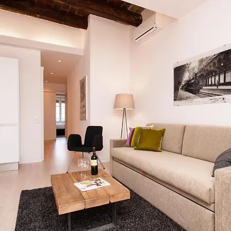 Apartment Short Group Gracia Serviced
