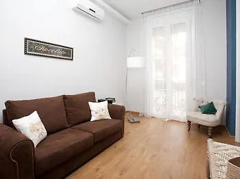 Two Sisters Apartment
