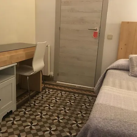Eixample 2* برشلونة