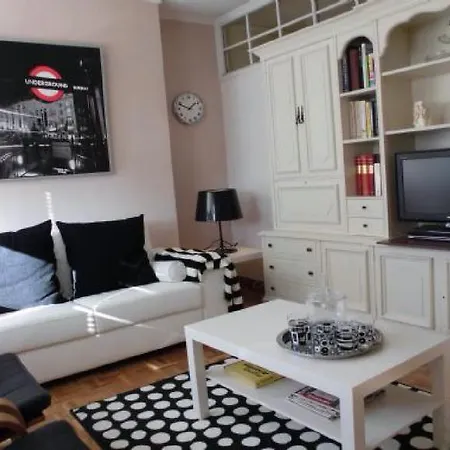 Apartment Plaza Lesseps - Parc Guell *