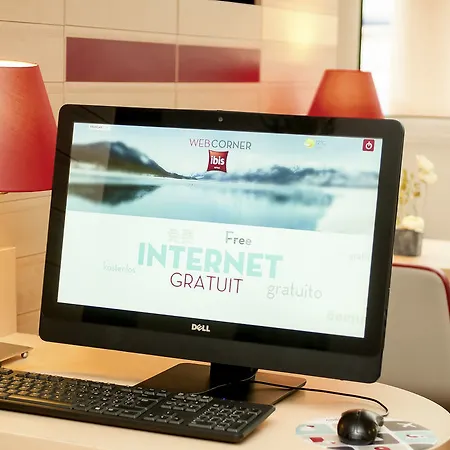 Hotel Ibis Plaza Glories 22@