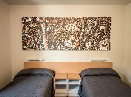 Pere Tarrés Hostal Barcelona