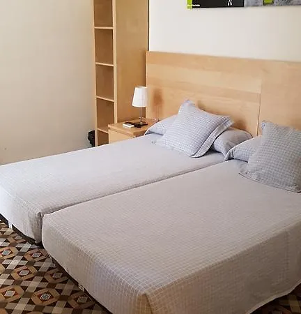 Eixample بيت ضيافة برشلونة