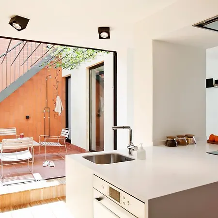 Destinationbcn Urgell Barcelona