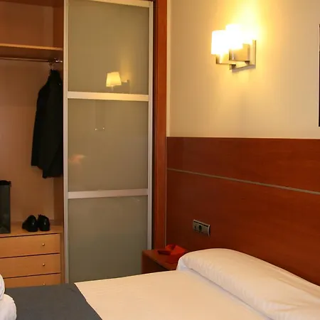 Arago565 Aparthotel