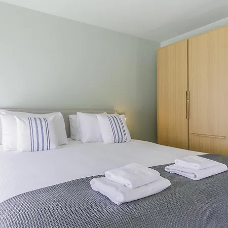 Yays Sagrera Boutique Apartamento Barcelona