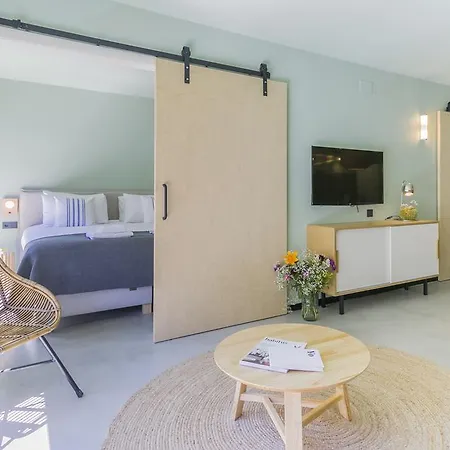 Yays Sagrera Boutique Apartamento Barcelona