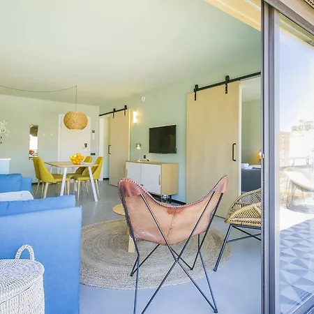 Yays Sagrera Boutique Apartamento Barcelona