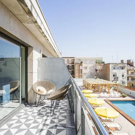 Yays Sagrera Boutique Apartamento *