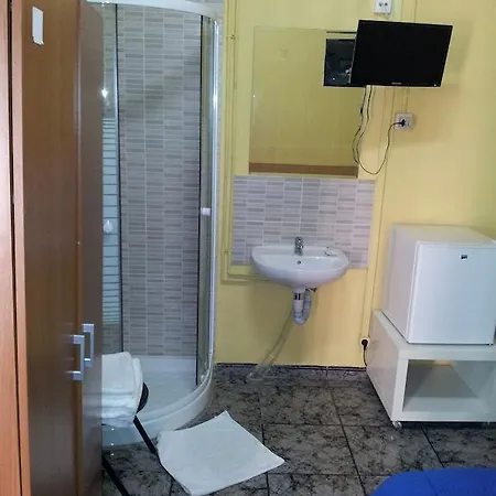 Nou Raval Affittacamere 3*
