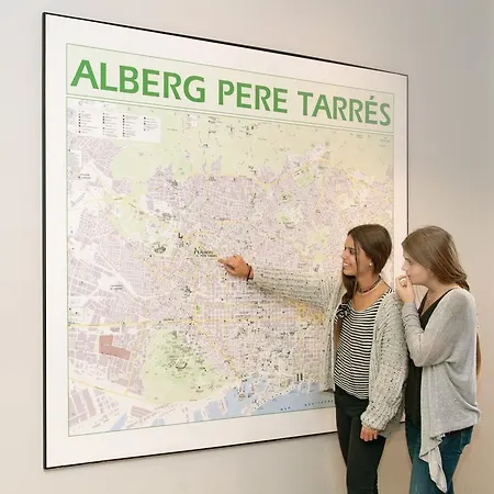 Pere Tarrés Ostello