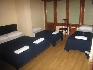Guest house El Ninot 2*