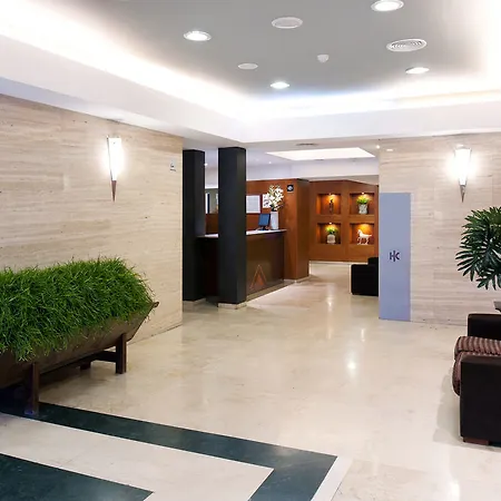 Catalonia Born Hotel 4*