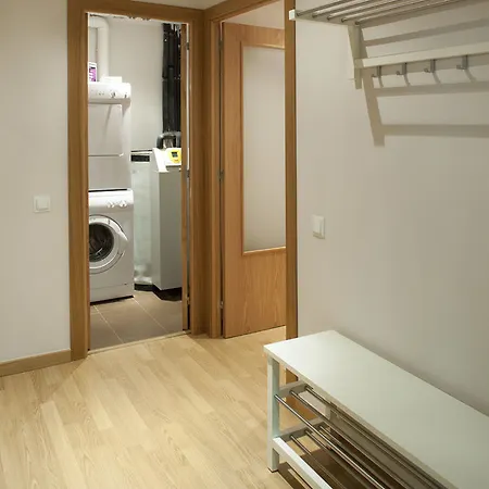 Flateli Pelayo Apartment