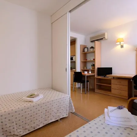 Residencia Universitaria Torre Girona * Barcelona