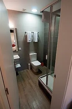 بيت ضيافة ضيافة هوستال لايف برشلونة