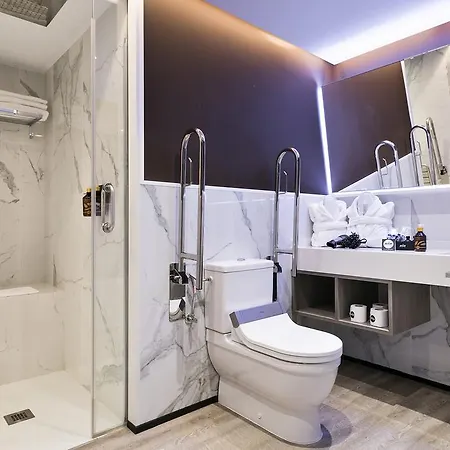 Hotel Niu 3*