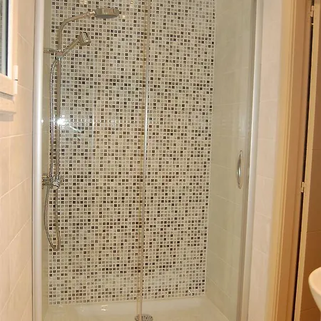 Ainb Gothic-jaume I Apartament Barcelona