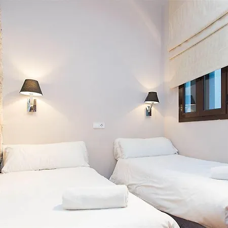 Appartamento Ainb Ramblas-guardia Barcellona