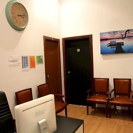 Hostel Casa Barcelo *