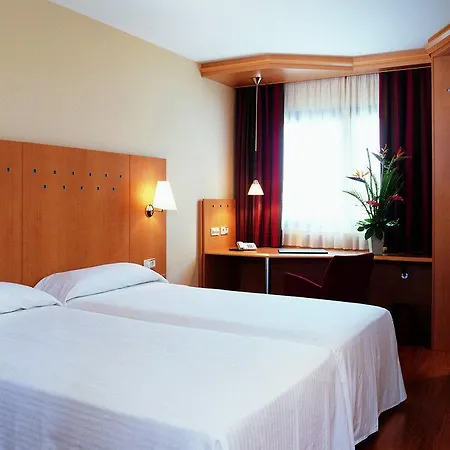 Catalonia La Maquinista Hotel 4*
