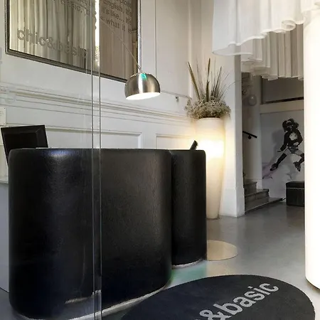 Chic & Basic Born Boutique 3* Barcelona