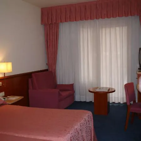 Best Western Premier Dante Hotel